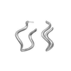 Wave Hoops Sterling ølv Ørestikker Fra Bybiehl - By Biehl Ørestikkere  - 1244440519183