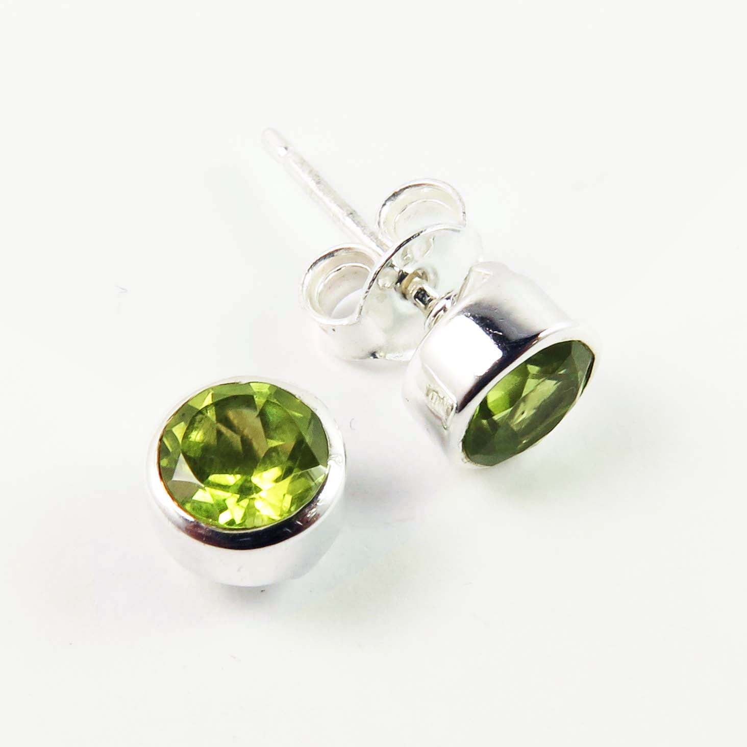 Grøn Ørestikkere Sølv Med Peridot Sten - Niibuhr Jewelry Øreringe